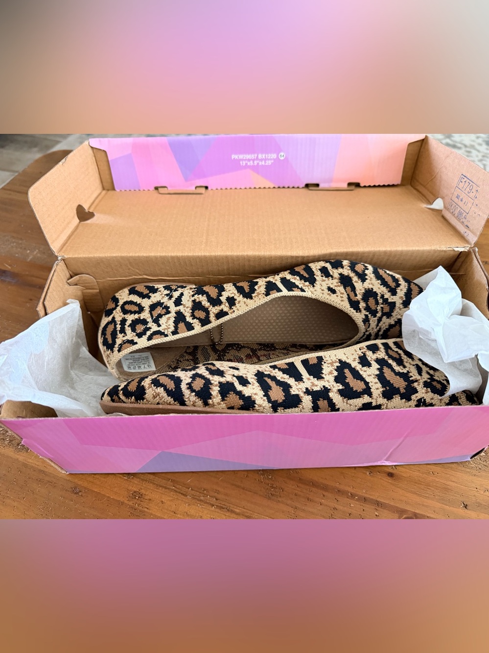 Skechers Cleo Stretch Women's Leopard Slip-On Flats in Tan and Black New in Box